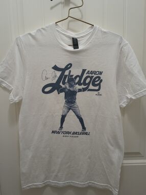 Aaron Judge New York Yankees MLBPA Licensed Graphic Tee NWT Softstyle Small